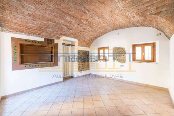 negozio in vendita a Curno