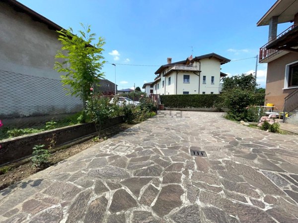 appartamento in vendita a Curno