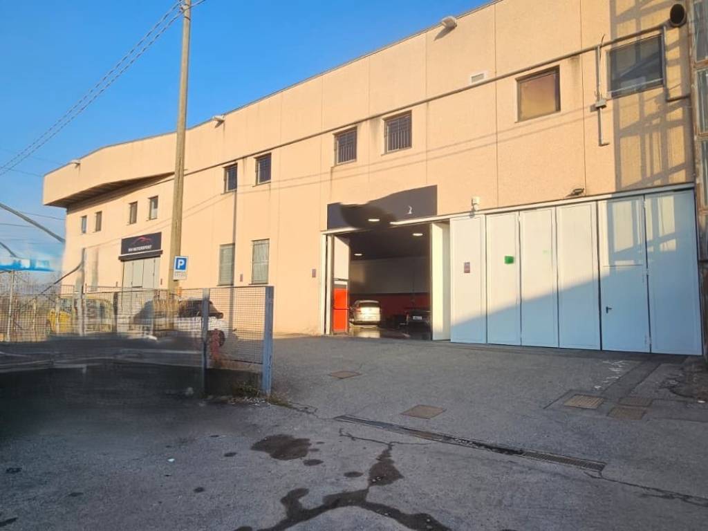 casa indipendente in vendita a Curno