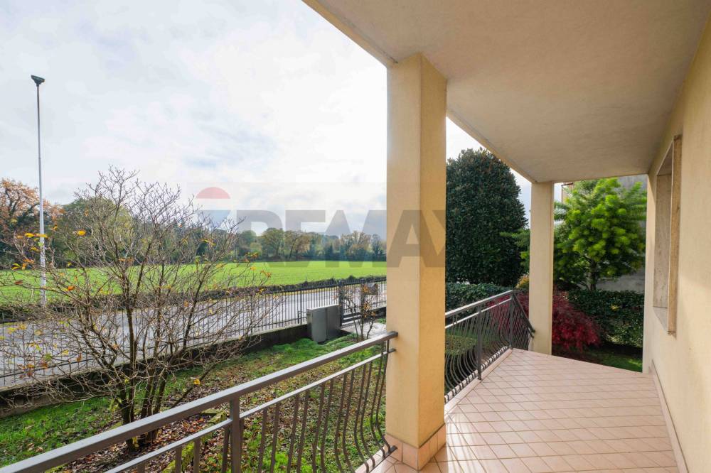 appartamento in vendita a Curno in zona Marigolda
