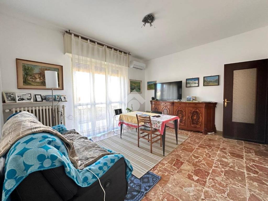 appartamento in vendita a Curno