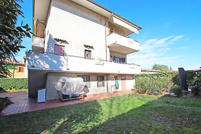 casa indipendente in vendita a Curno