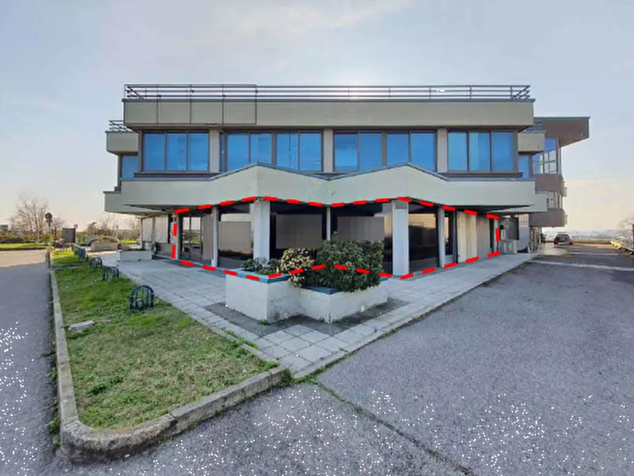 negozio in vendita a Curno