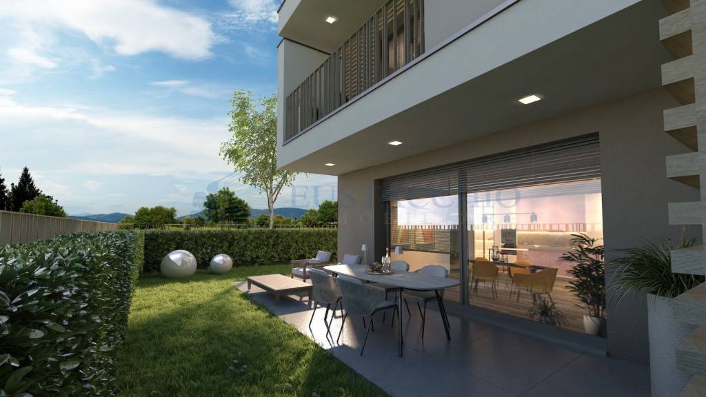 casa indipendente in vendita a Curno