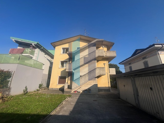 appartamento in vendita a Curno