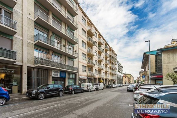 appartamento in vendita a Curno in zona Marigolda