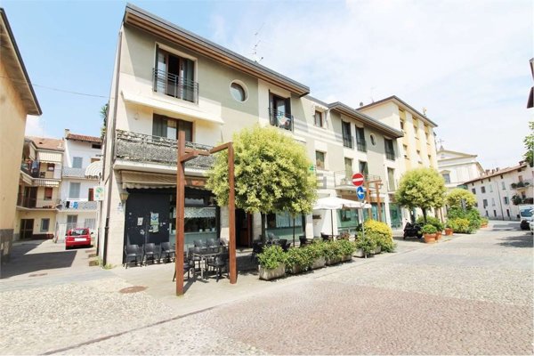 locale commerciale in vendita a Curno in zona Marigolda