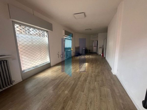 negozio in vendita a Curno in zona Marigolda