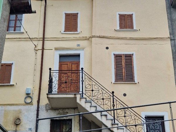 casa indipendente in vendita a Cusio