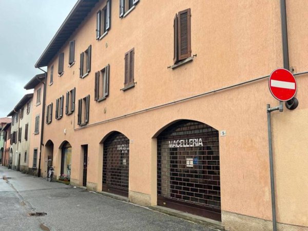 negozio in vendita a Dalmine