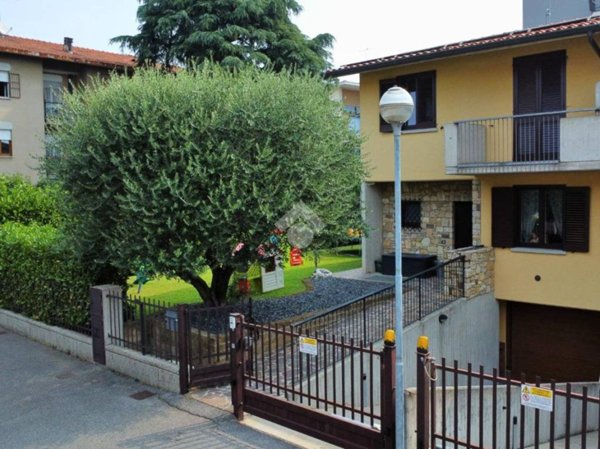 casa indipendente in vendita a Dalmine