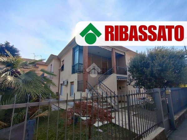 casa indipendente in vendita a Dalmine