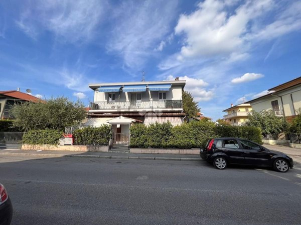 casa indipendente in vendita a Dalmine