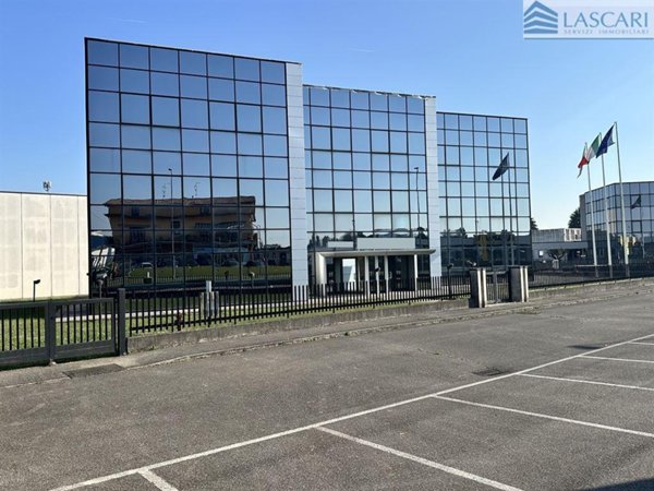 ufficio in vendita a Dalmine