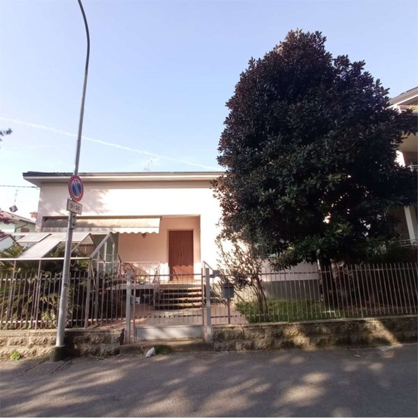 casa indipendente in vendita a Dalmine