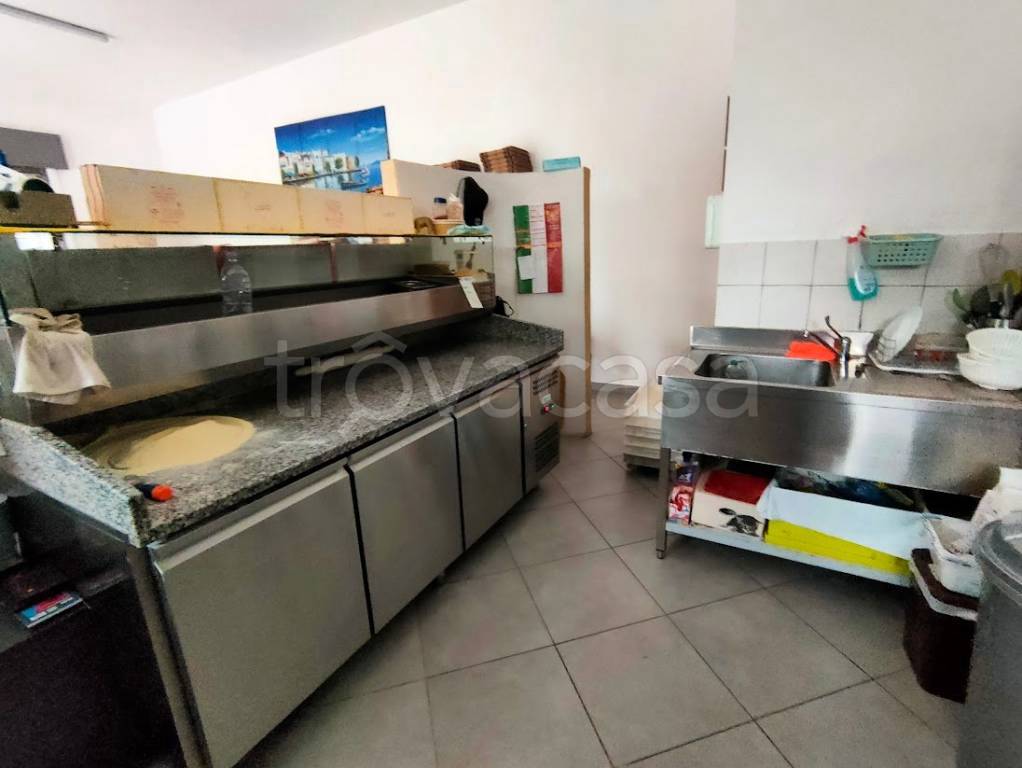 negozio in vendita a Dalmine