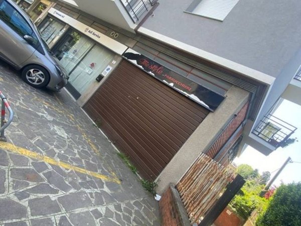 negozio in vendita a Dalmine
