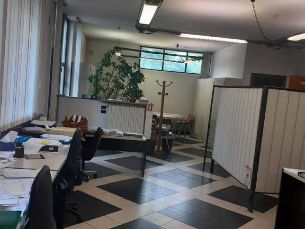 ufficio in vendita a Dalmine