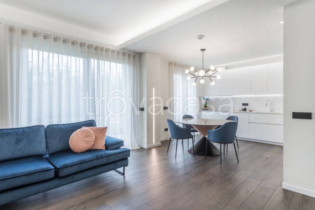 casa indipendente in vendita a Dalmine