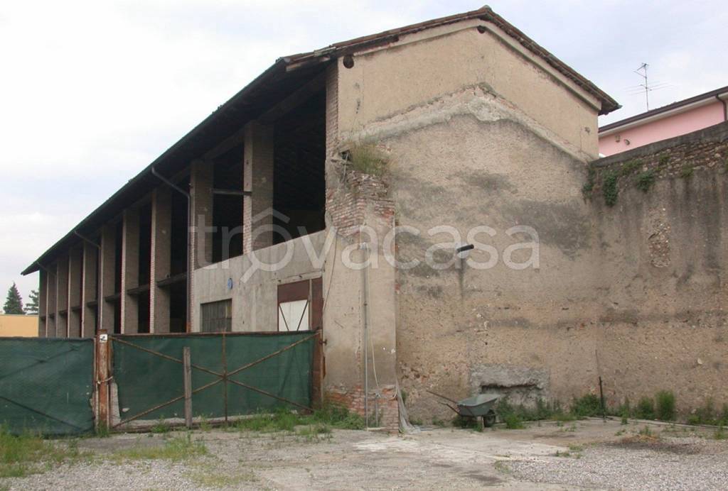 casa indipendente in vendita a Dalmine