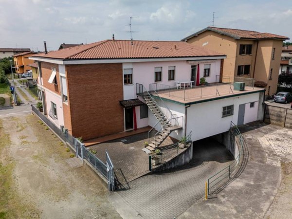 casa indipendente in vendita a Dalmine