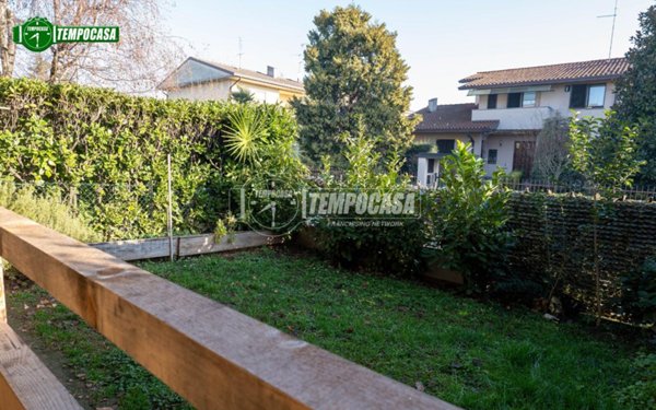 casa indipendente in vendita a Dalmine