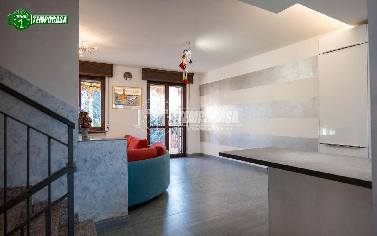casa indipendente in vendita a Dalmine
