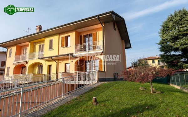 casa indipendente in vendita a Dalmine
