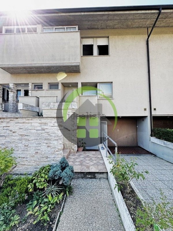 casa indipendente in vendita a Dalmine