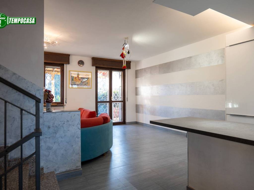 casa indipendente in vendita a Dalmine