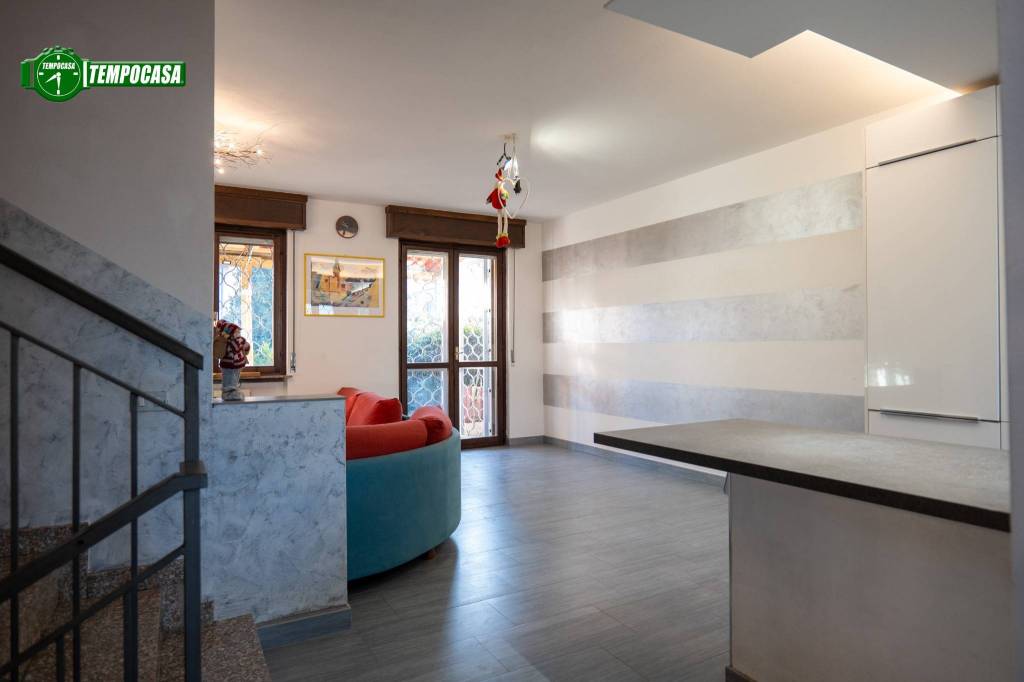 casa indipendente in vendita a Dalmine