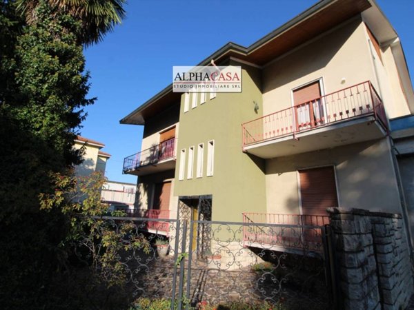 casa indipendente in vendita a Dalmine
