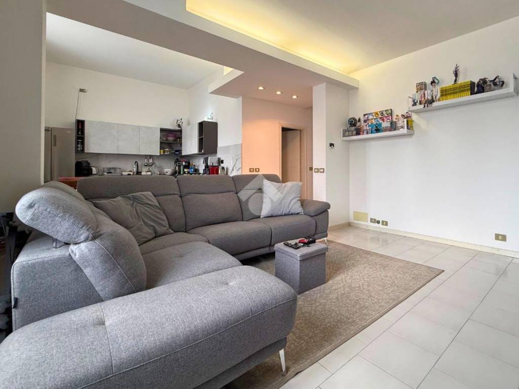 casa indipendente in vendita a Dalmine in zona Guzzanica