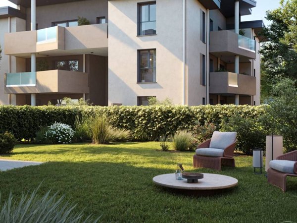 appartamento in vendita a Dalmine in zona Guzzanica