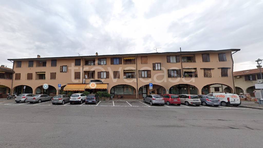 negozio in vendita a Dalmine