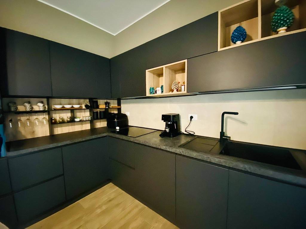 appartamento in vendita a Dalmine in zona Guzzanica