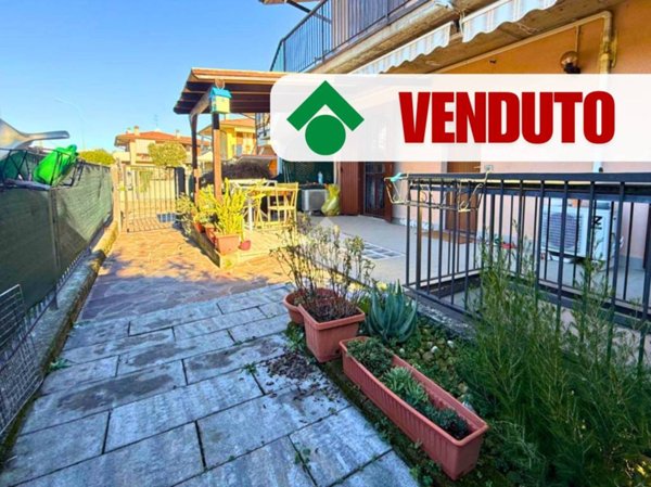 appartamento in vendita a Dalmine in zona Guzzanica