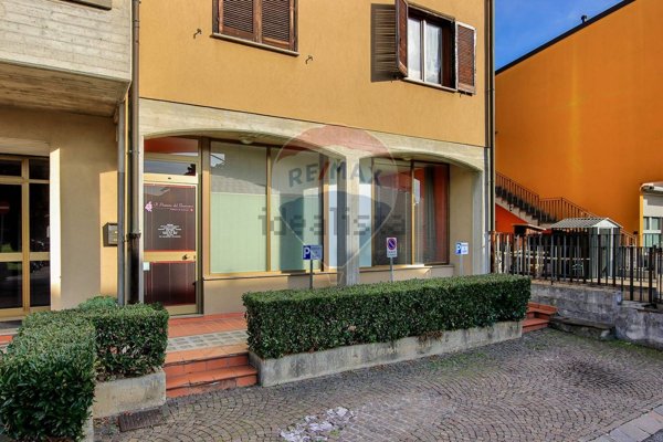 ufficio in vendita a Dalmine