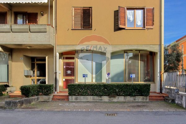 locale commerciale in vendita a Dalmine