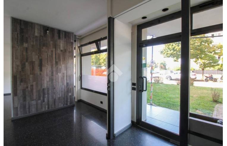 ufficio in vendita a Dalmine