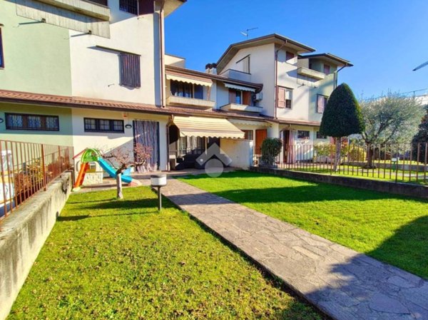 casa indipendente in vendita a Dalmine