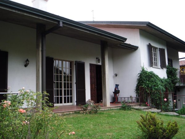 casa indipendente in vendita a Dalmine
