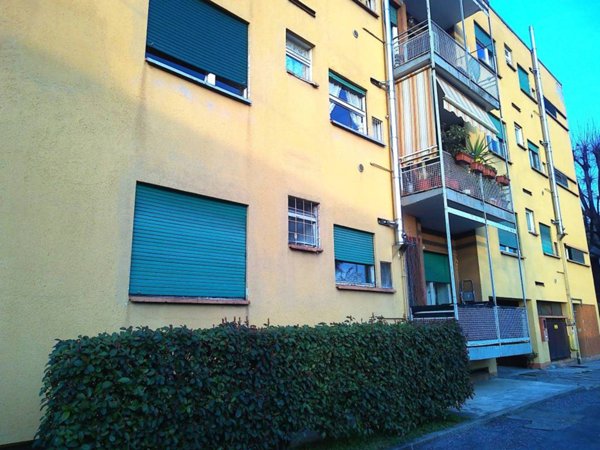 appartamento in vendita a Dalmine in zona Guzzanica