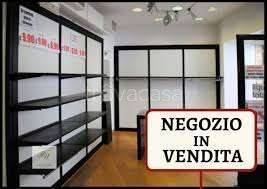negozio in vendita a Dalmine
