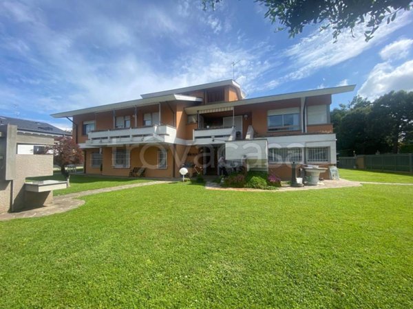 casa indipendente in vendita a Dalmine