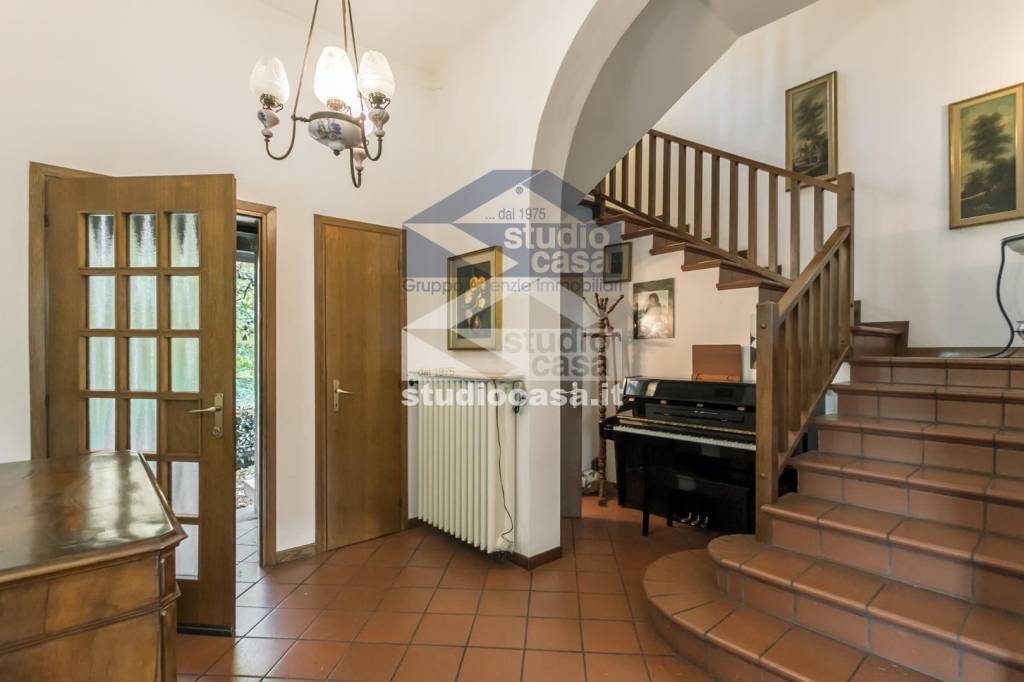 casa indipendente in vendita a Dalmine in zona Sforzatica Santa Maria d'Oleno