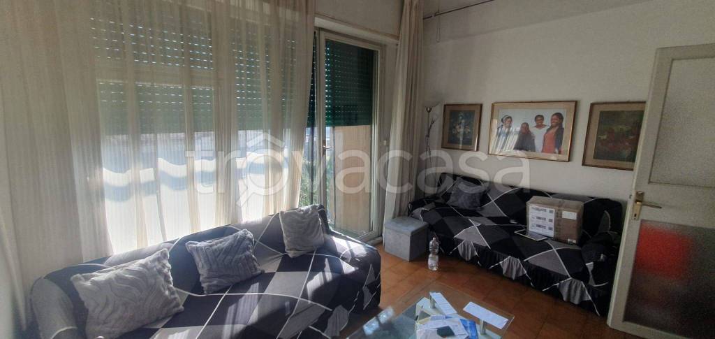 appartamento in vendita a Dalmine in zona Guzzanica