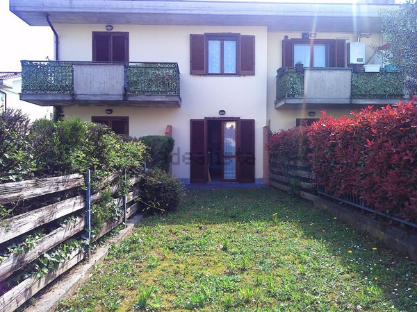 appartamento in vendita a Dalmine in zona Mariano al Brembo