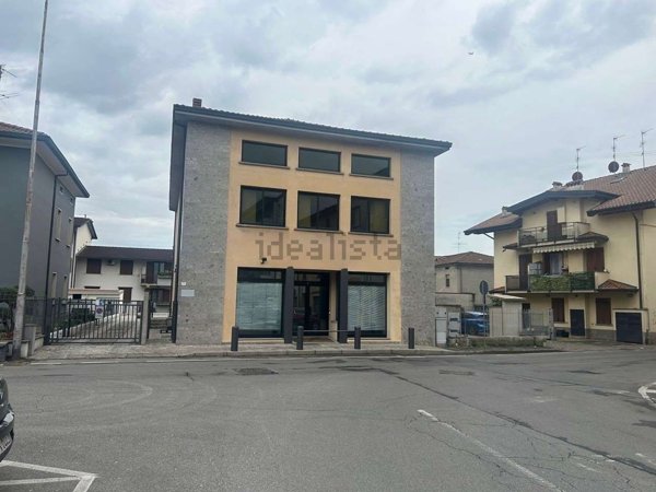 ufficio in vendita a Dalmine in zona Sforzatica Sant'Andrea