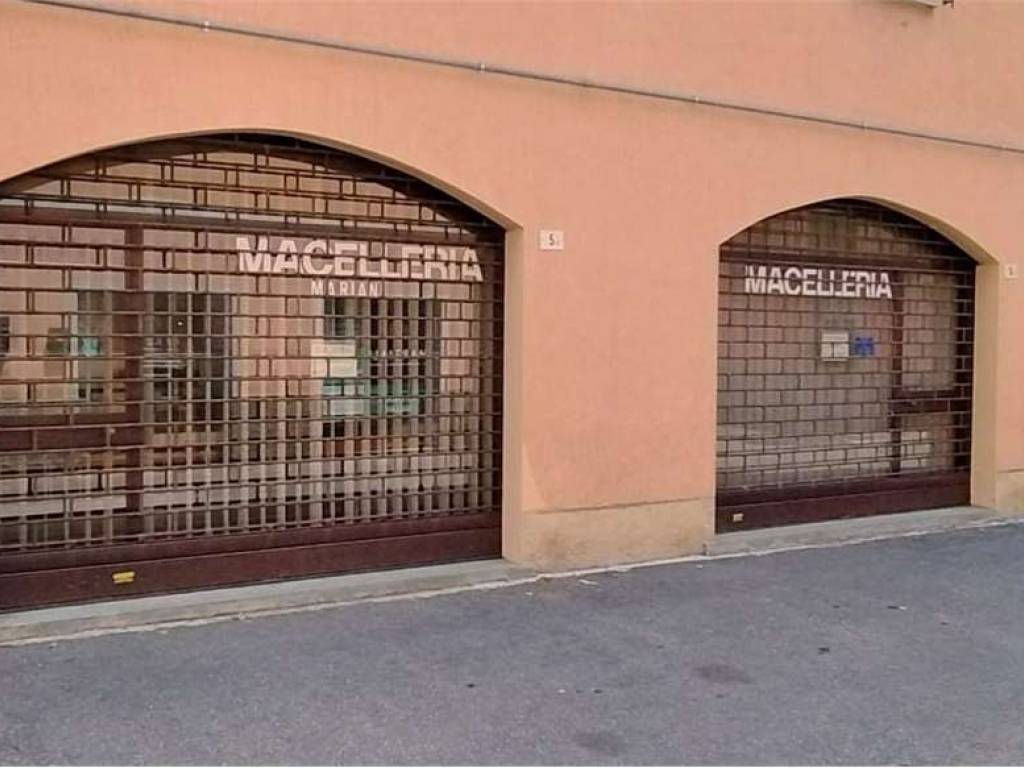 negozio in vendita a Dalmine in zona Sforzatica Sant'Andrea